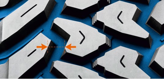 Значительное расстояние между блоками